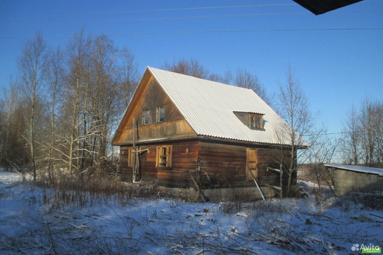 Дом в деревне ленинградская