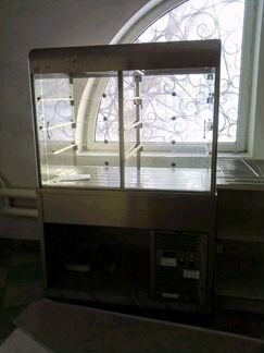 Холодильная витрина Абат