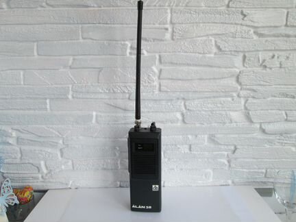 Радиостанция Alan-38