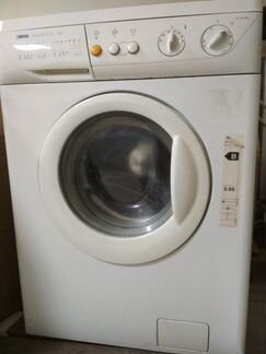 Узкая стиральная машина Занусси 4кг
