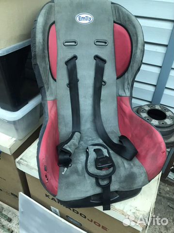 Автокресло Emily