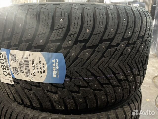 Nokian Tyres Hakkapeliitta 10p SUV 285/40 R21 и 315/35 R21 111T