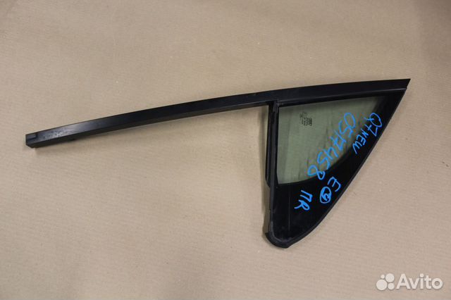 Стекло двери передней правой Audi Q7 4M 2015