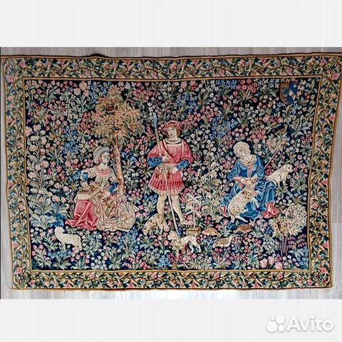 Антиквариат гобелен