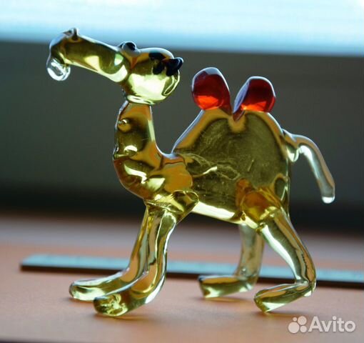 Фигурки из цветного стекла. Редкость