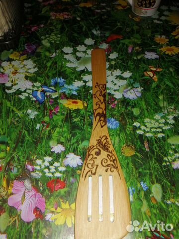 Лопатки, ложки, доски с элементами декора