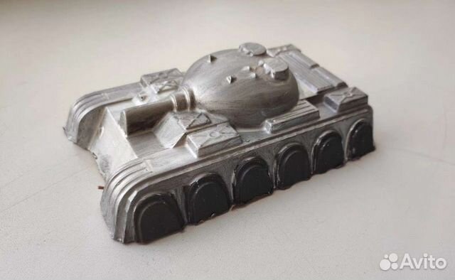 Шоколадные подарки(танк)