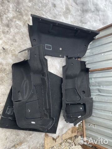 Обшивка багажника боковая Мерседес W 212 E класса