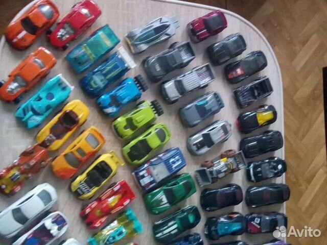 Hot wheels машинки