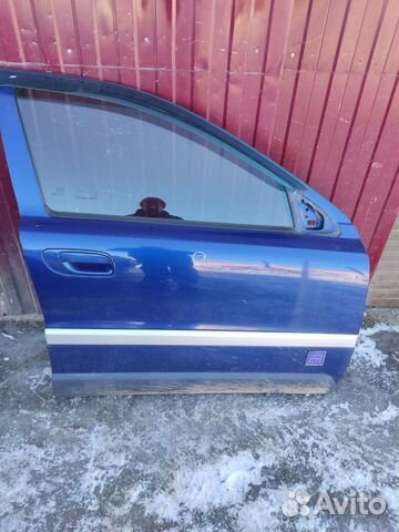 Дверь передняя правая Volvo xc 70 sz