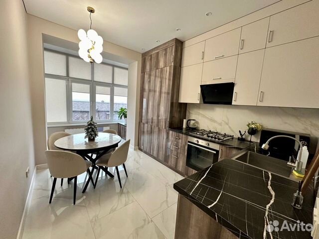 

1-к. квартира, 43 м², 5/5 эт.