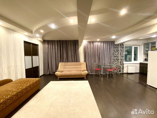 

1-к. квартира, 50 м², 3/5 эт.
