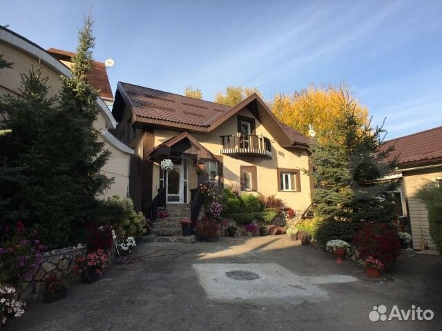 

Коттедж 250 м² на участке 15 сот.