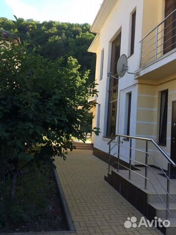 

8-к. коттедж, 250 м²