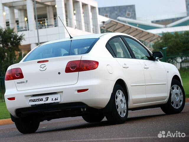 Лобовое стекло на а/м Mazda 3 2003