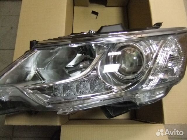 Фара ксенон тойота камри V50 Фара ксенон тойота камри V50