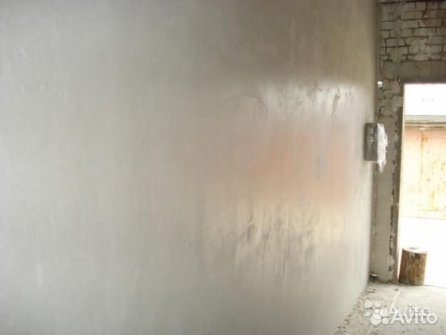 Полусухая стяжка пола, механизированная штукатурка