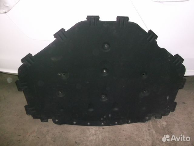 BMW X6 E71 обшивка капота