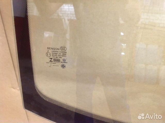 MB vito/viano W639 03 -лобовое стекло