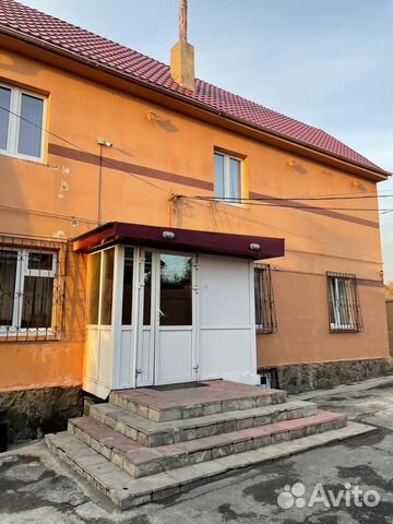 

4-к. коттедж, 300 м²