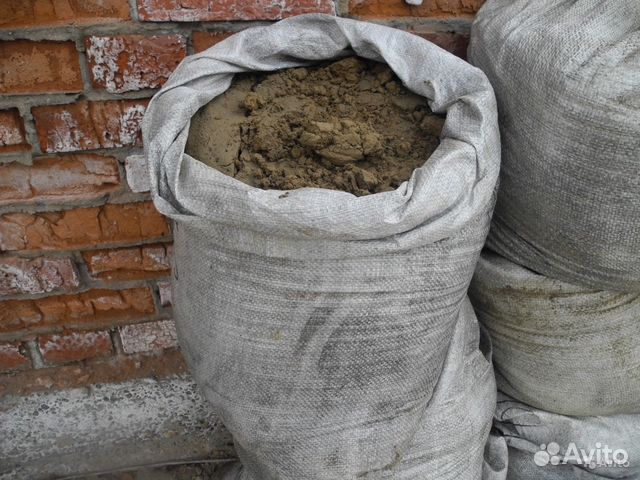строительная глина в мешках. глина в мешках, 30кг. песок в мешках 50 кг сеяный. глина в мешках. грунт растительный в мешках.