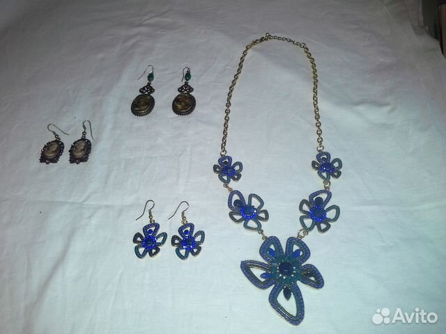 Янтарная винтажная брошь. Бижутерия Камея