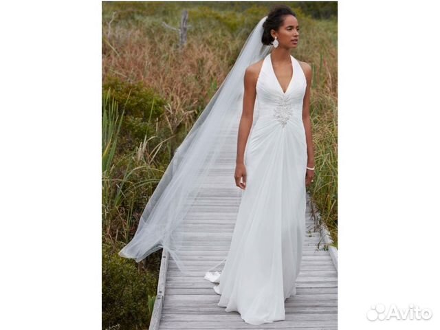 Шикарное свадебное платье в пол Davids Bridal Шикарное свадебное платье в пол Davids Bridal