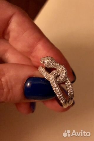 Серебряное кольцо с цирконами