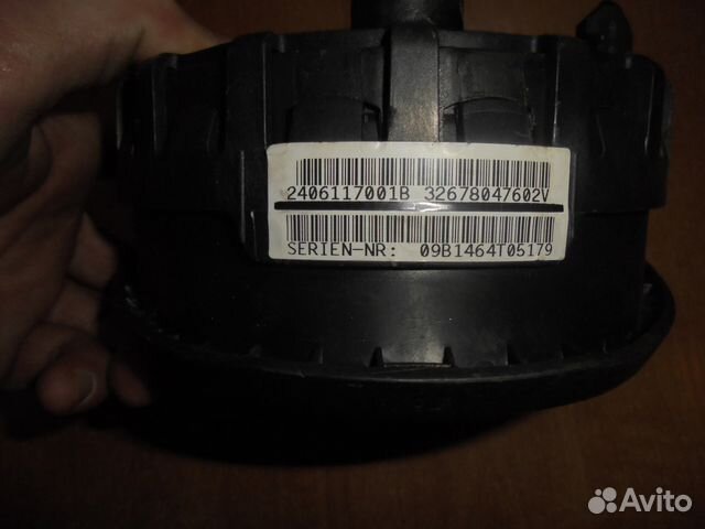 Подушка безопасности водителя BMW E70 Подушка безопасности водителя BMW E70