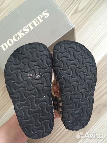 Детские сандалии