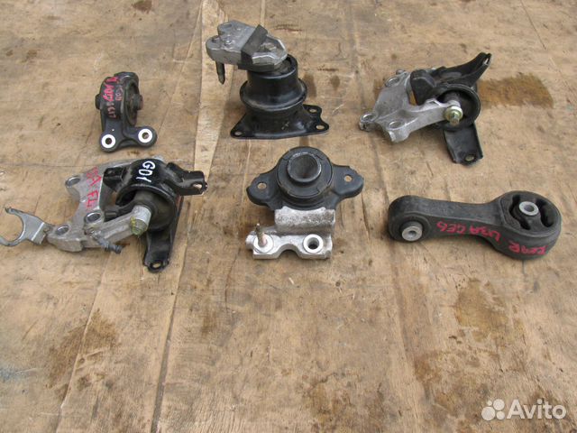 Подушка двигателя Honda Jazz Fit GD1 GD3 GE6 GE8 Подушка двигателя Honda Jazz Fit GD1 GD3 GE6 GE8