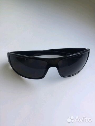 Солнцезащитные очки Солнцезащитные очки