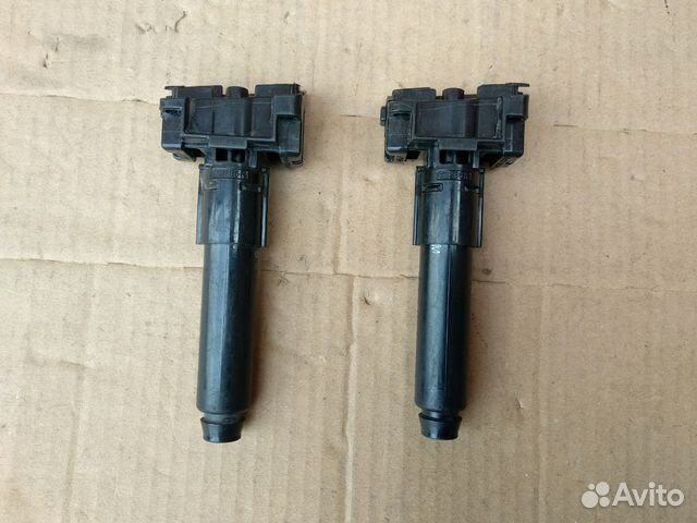 Форсунка Toyota Camry 55 омывателя правая оригинал