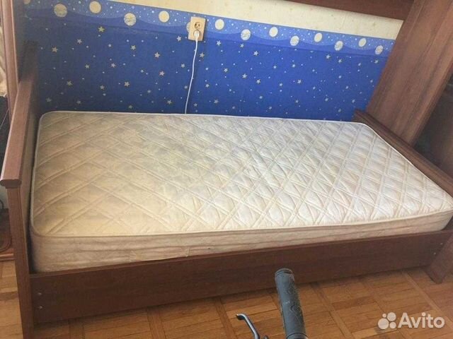 Мебель для детской, кровать, стеллаж