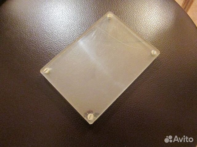 Чехол из оргстекла