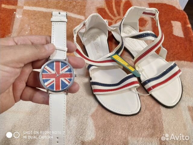 Босоножки новые и часы к ним Босоножки новые и часы к ним