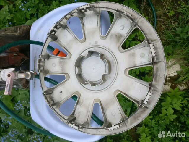 Колпаки колесные R15 на форд фокус 4M511000CA Колпаки колесные R15 на форд фокус 4M511000CA