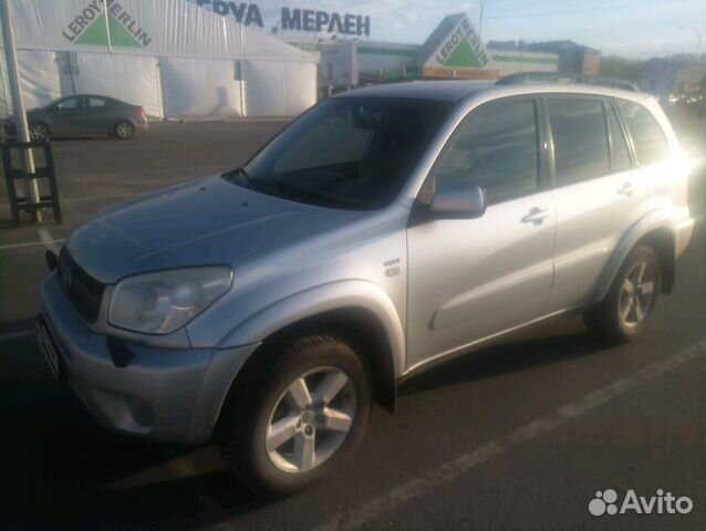 Toyota RAV4 2.0 AT, 2003, битый, 200 850 км