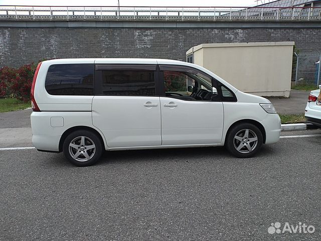 Nissan Serena 2.0 CVT, 2009, 202 524 км