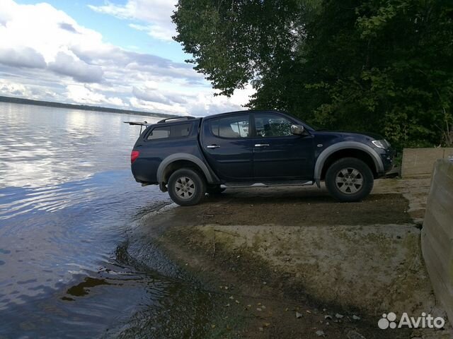 Mitsubishi L200 2.5 AT, 2012, 75 000 км