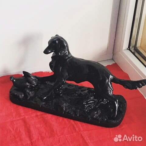 Статуэтка Статуэтка