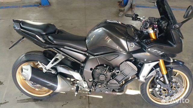 Мотоцикл Yamaha FZ1 Мотоцикл Yamaha FZ1