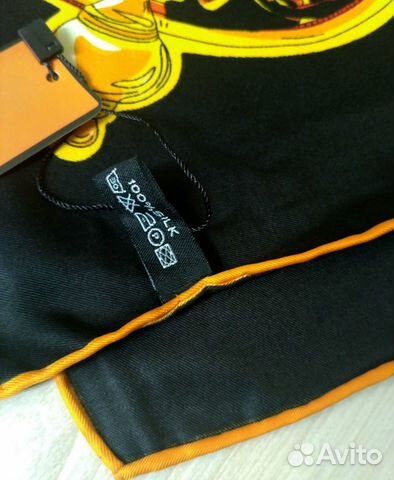 Изысканный платок Hermes, плотный шелк 120х120см Изысканный платок Hermes, плотный шелк 120х120см