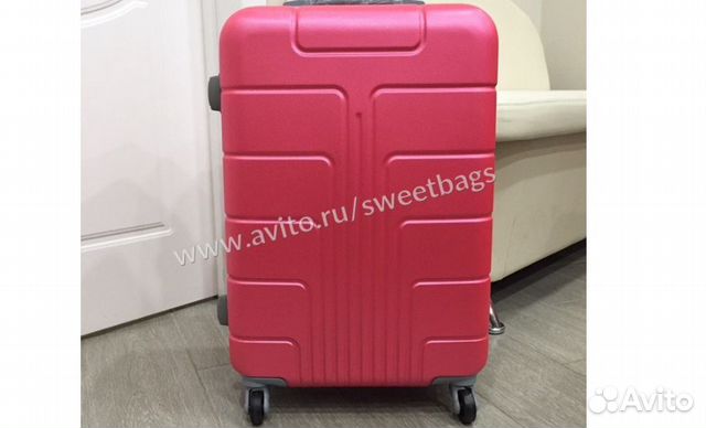 Чемодан на колесах Чемодан на колесах