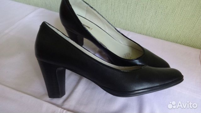 Туфли женские размер 39 новые Туфли женские размер 39 новые