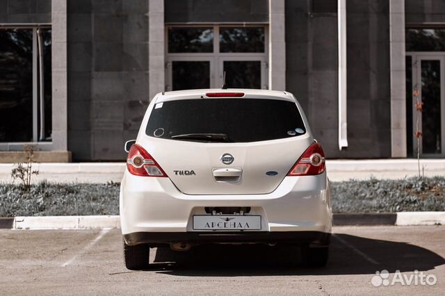 Аренда авто nissan tiida Аренда авто nissan tiida
