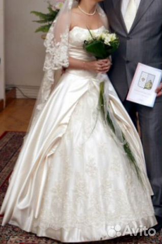 Свадебное платье 42-46 размера Свадебное платье 42-46 размера