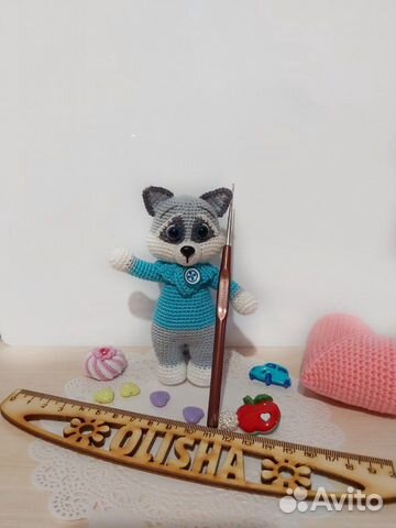 Игрушка енотик 12см, вязаная крючком