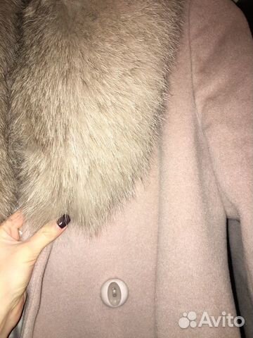 Зимнее пальто с натуральным мехом Зимнее пальто с натуральным мехом