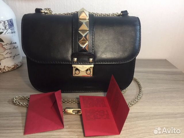 glam lock valentino